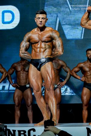CLASSIC PHYSIQUE +178
